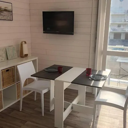Stella-plage Studio A 100 Metres De La Plage Wifi Fibre 쿠크